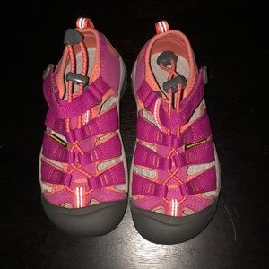 Keen Newport H2 sandals size 13